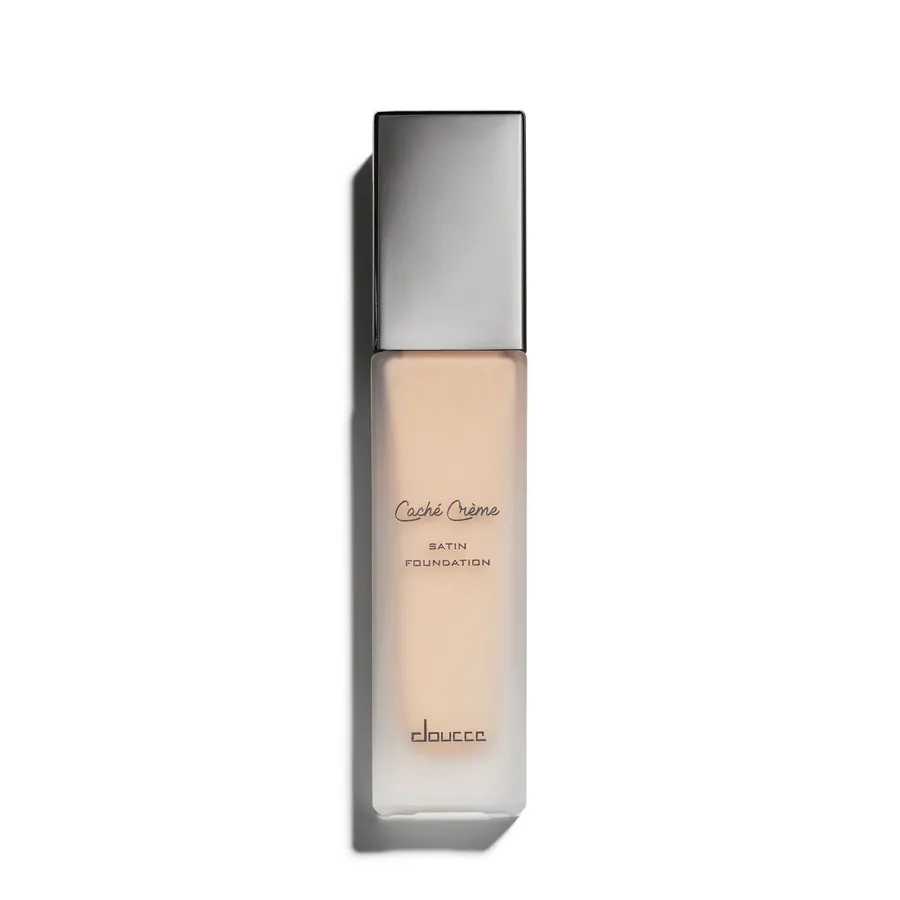 Caché Crème Satin Foundation in NL1 (Neutral Undertone Light)